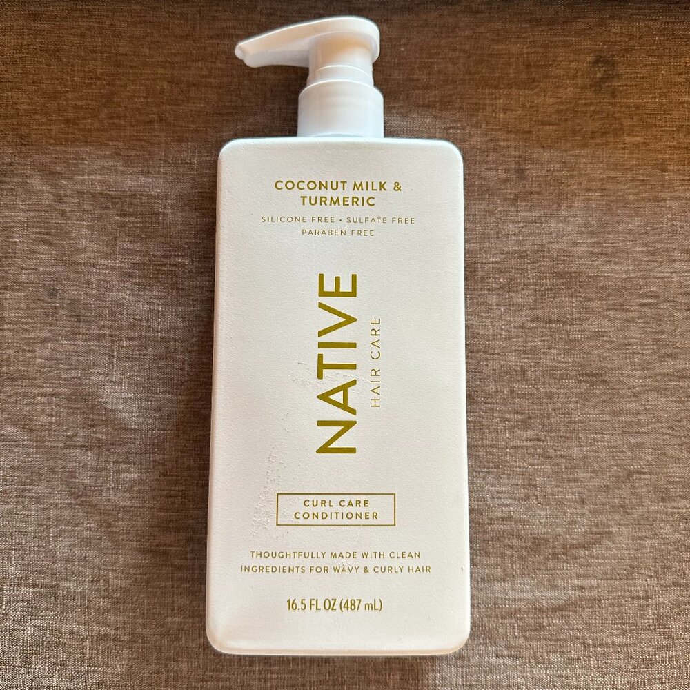Native Hair-Curl Care Conditioner-Coconut Milk & Turmeric 16.5 Fl oz ** NEW **